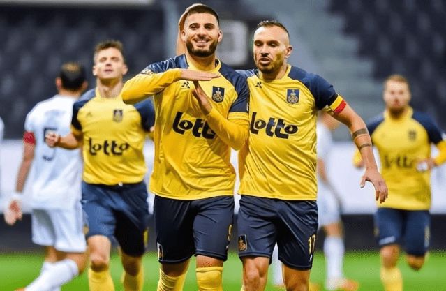 简柏庭在欧 简柏庭在欧